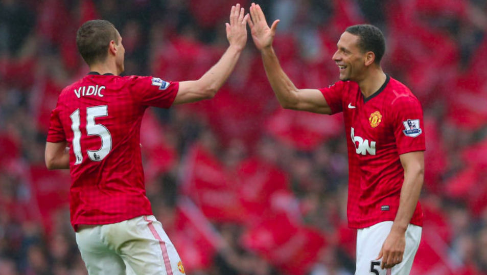 其队成员的 其队成员的